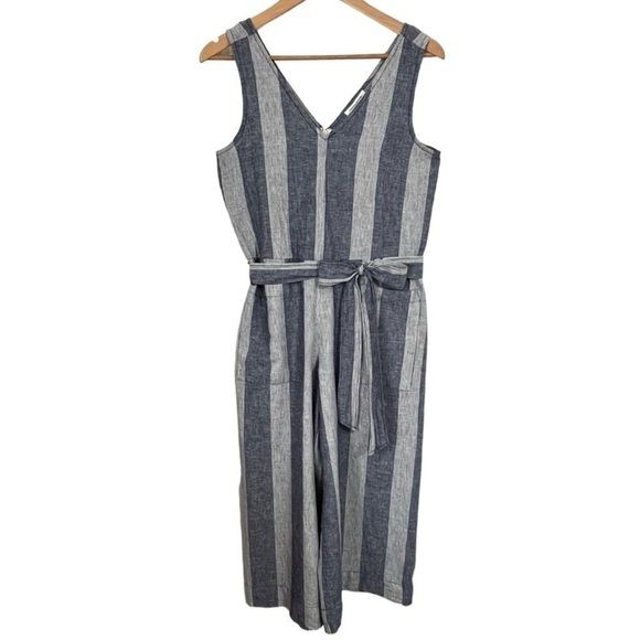 LOVE LINEN? Check out all of the linen pieces in my closet! - Picture 7 of 16